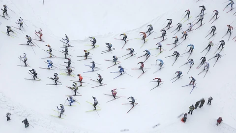 Volksläufer am Engadin Skimarathon 2024