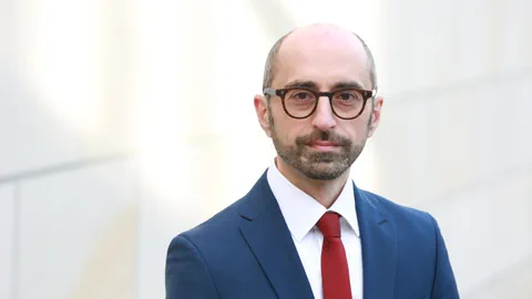 Publizist Autor Eren Güvercin Portrait