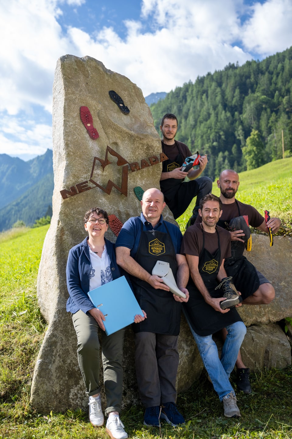 Prix Montagne 2024: Leonia und Orlando Rada und ihre drei Mitarbeiter. 