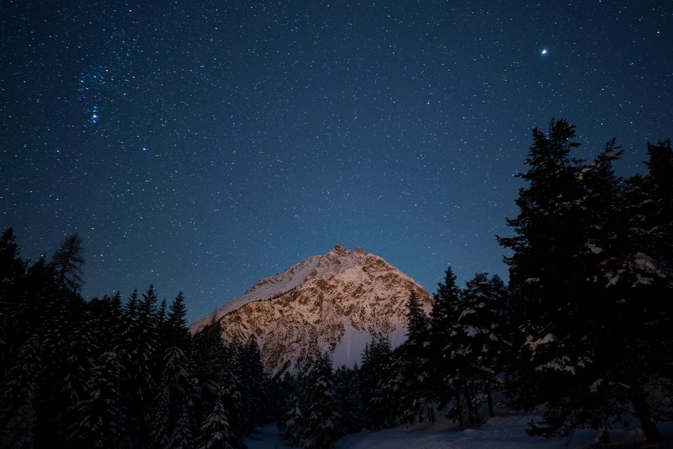  Eine sternenklare, eiskalte Nacht am Pisoc – Ruhe und Schönheit in den Bergen.. 